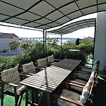 House Natali 70m From The - Free Ev Up *