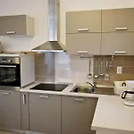 House Natali 70m From The - Free Ev Up *