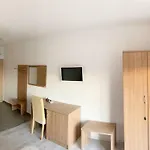 Vakantiehuis House Natali 70m From The - Free Ev Up Rtina