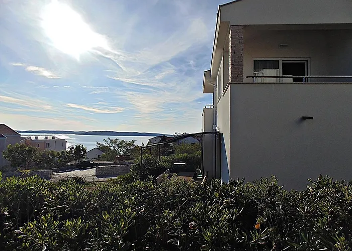House Natali 70m From The - Free Ev Up