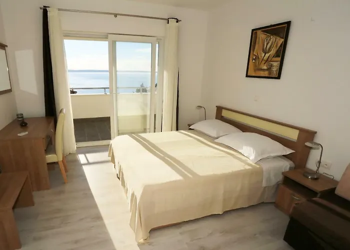 House Natali 70m From The - Free Ev Up