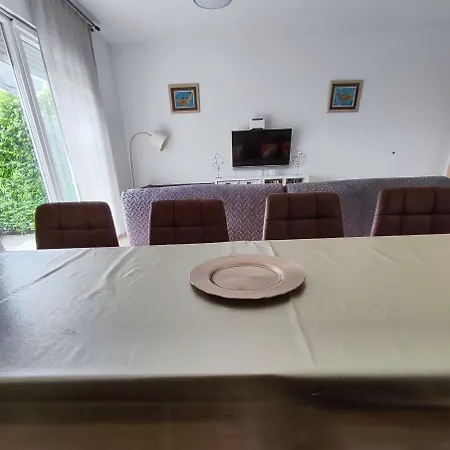 House Natali 70m From The - Free Ev Up Ferienhaus Rtina