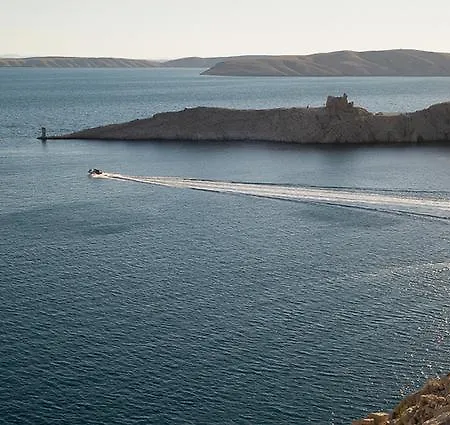 House Natali 70m From The - Free Ev Up Holiday home Rtina