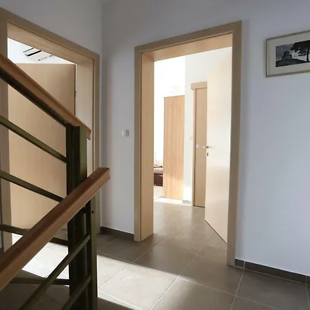 House Natali 70m From The - Free Ev Up Ferienhaus *