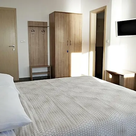 House Natali 70m From The - Free Ev Up *